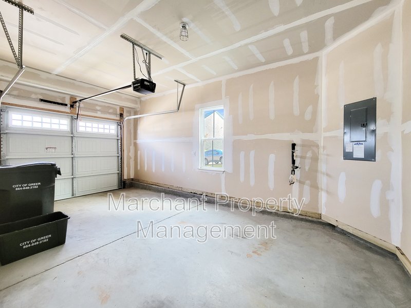 Immaculate 3BR/2.5BA Townhome in Greer property image