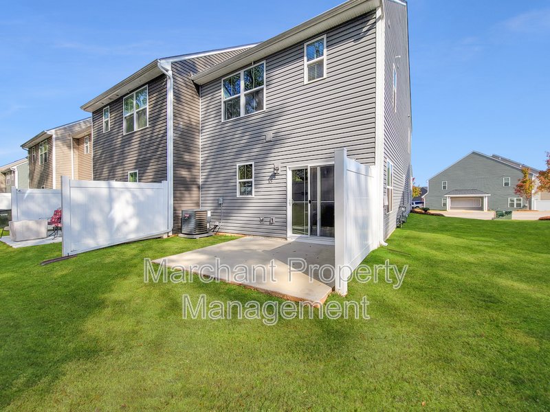 Immaculate 3BR/2.5BA Townhome in Greer property image