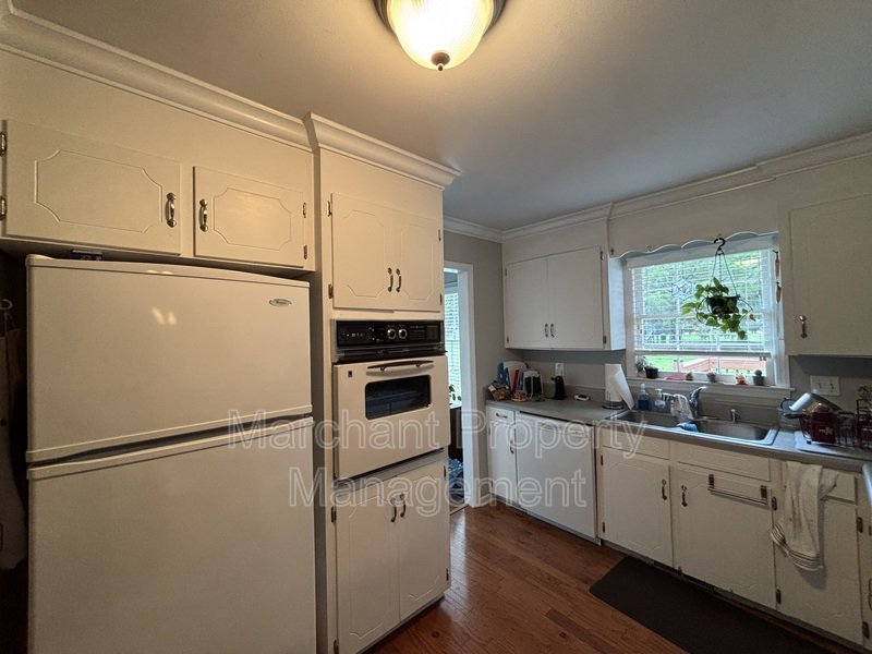310 Windward Way property image