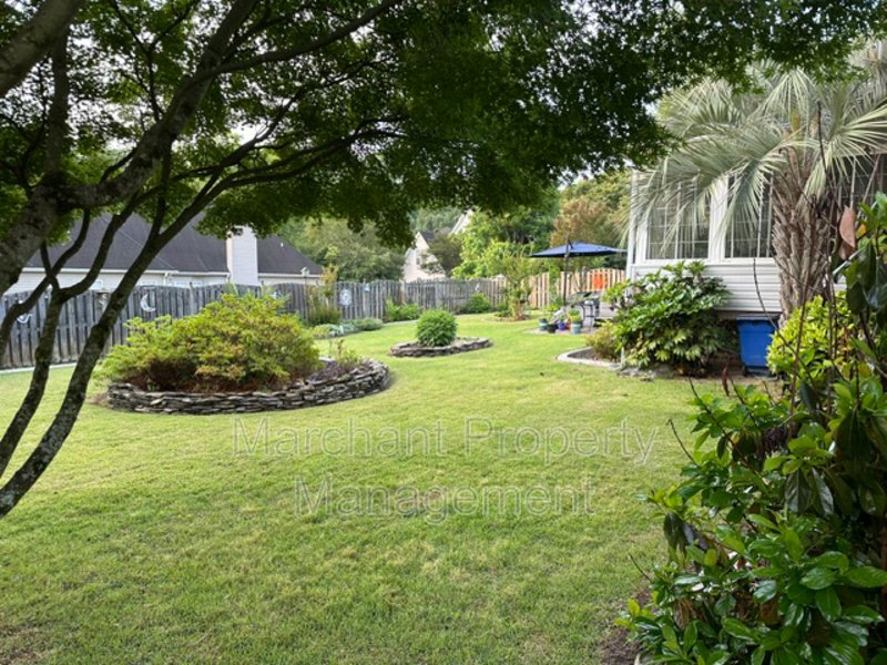 8 Capstone Court property image