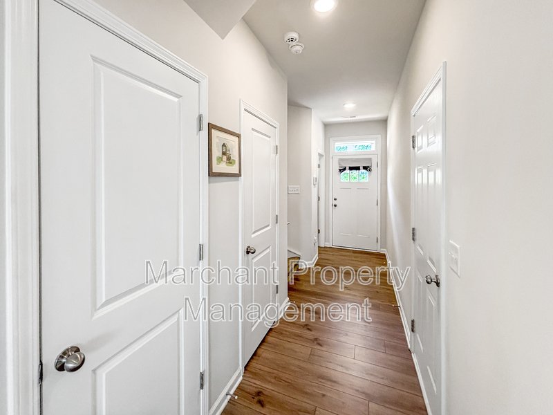 324 E. Compass Way property image