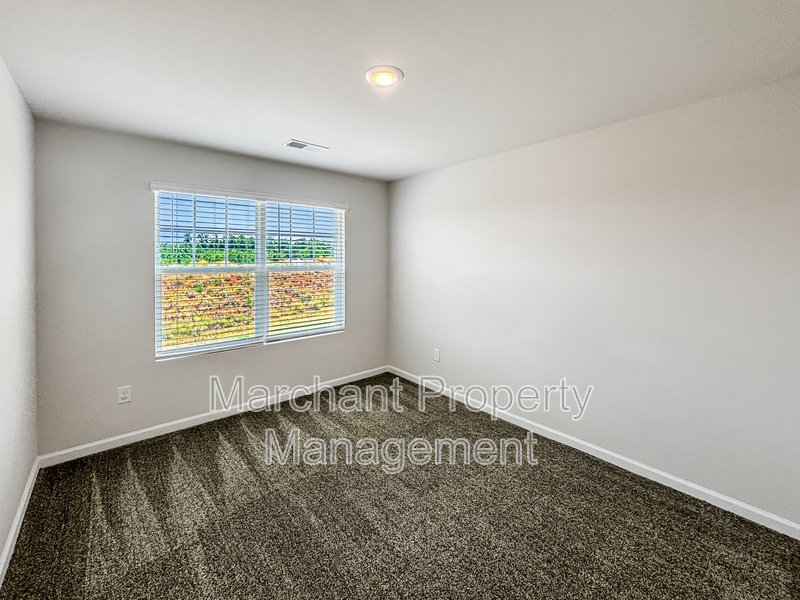 324 E. Compass Way property image