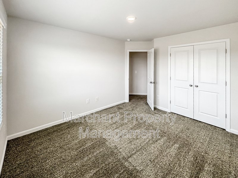 324 E. Compass Way property image