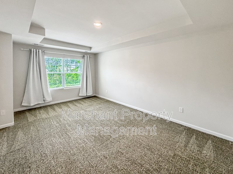 324 E. Compass Way property image