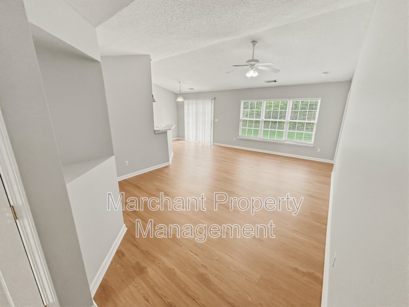 3 BR, 2 BA in Greer property image