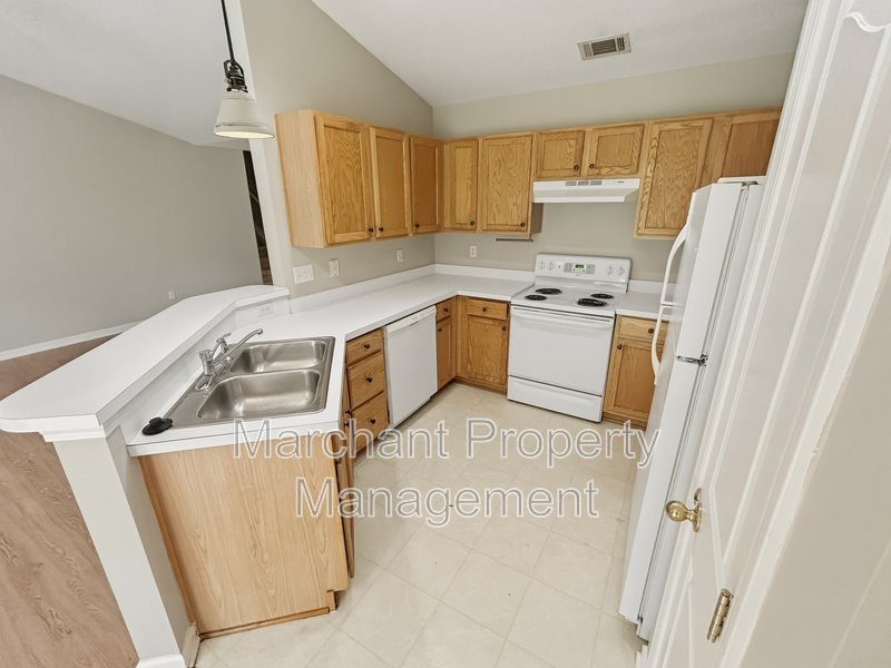 3 BR, 2 BA in Greer property image