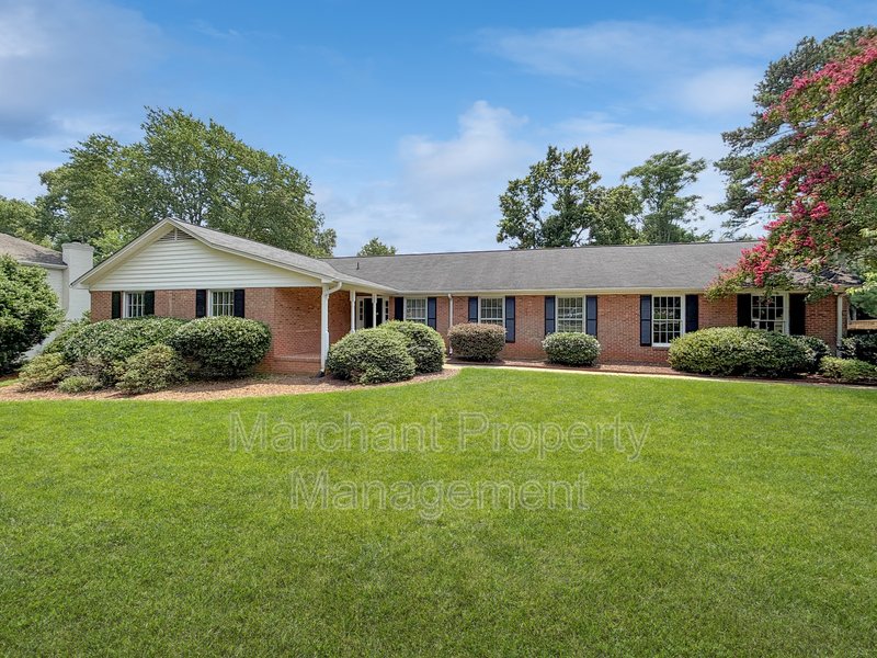 512 Devenger Road property image