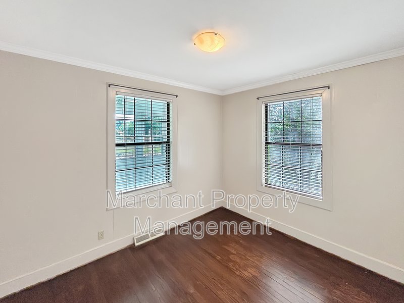 210 Ashley Avenue property image