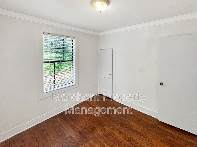 210 Ashley Avenue property image
