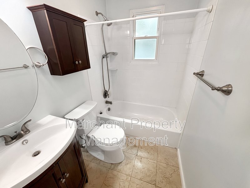 210 Ashley Avenue property image
