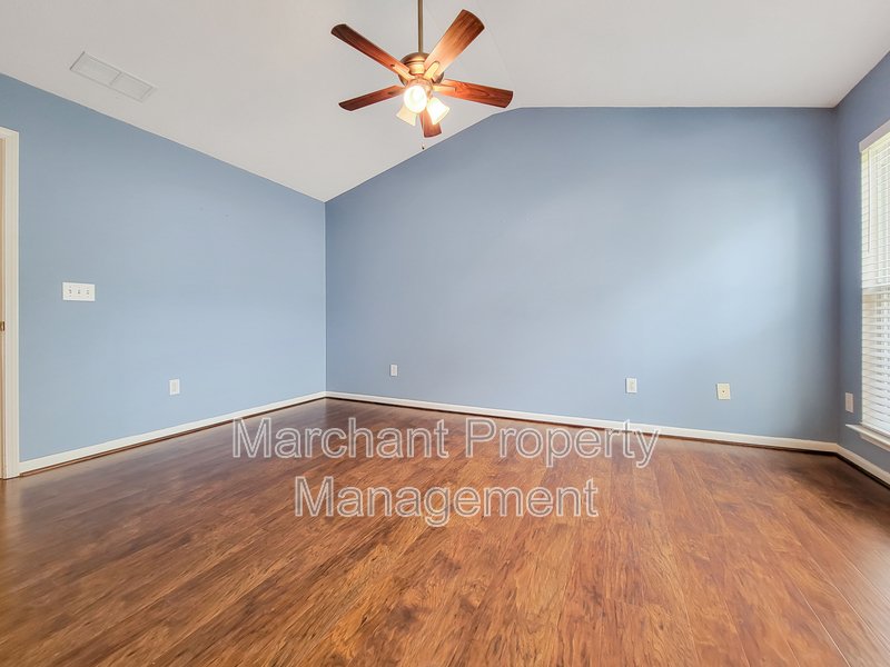 3BR, 2BA in Riverside School District property image