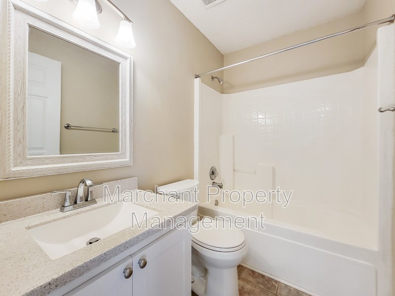 3BR, 2BA in Riverside School District property image