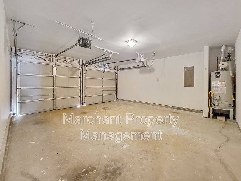3BR, 2BA in Riverside School District property image