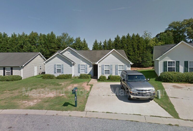 4 BR house close to all area attractions property image