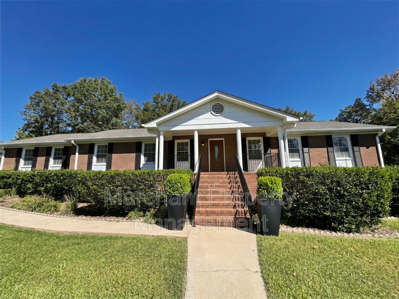 16 Farmington Trail property image