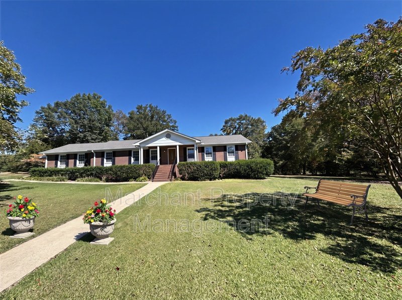 16 Farmington Trail property image