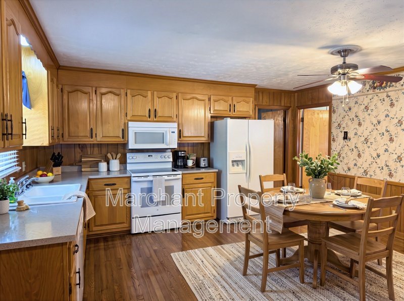 16 Farmington Trail property image