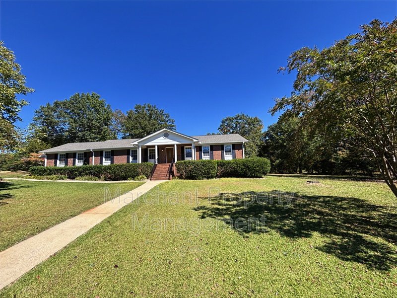 16 Farmington Trail property image