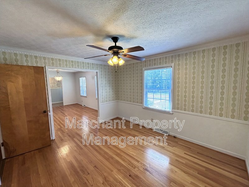 16 Farmington Trail property image