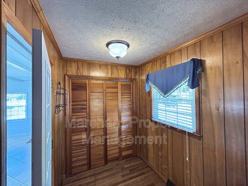 16 Farmington Trail property image