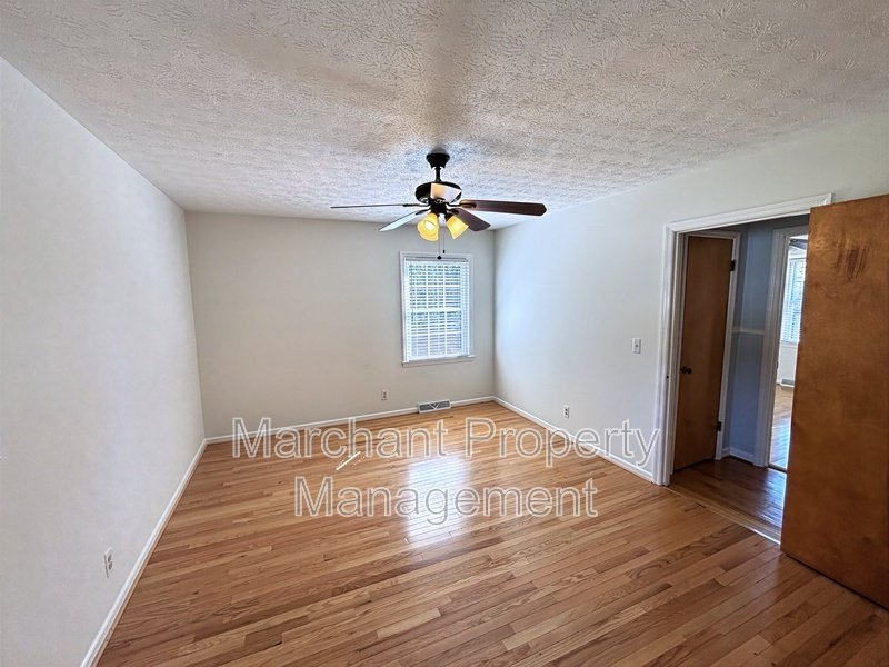 16 Farmington Trail property image