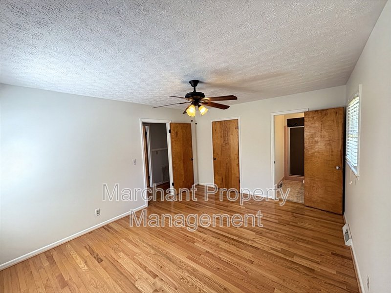 16 Farmington Trail property image