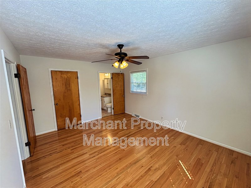 16 Farmington Trail property image