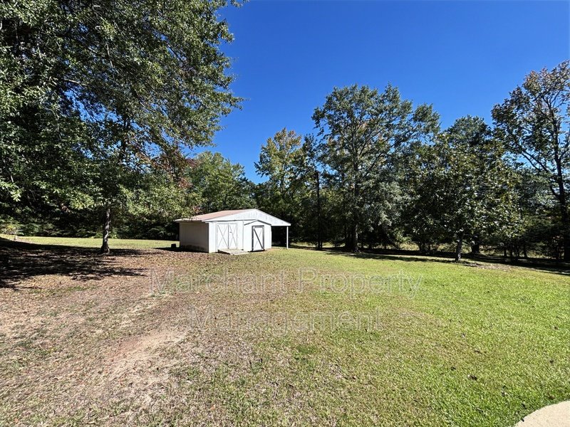 16 Farmington Trail property image