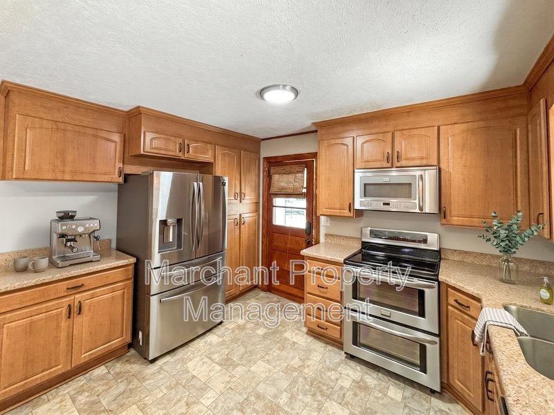 4804 Edwards Road property image