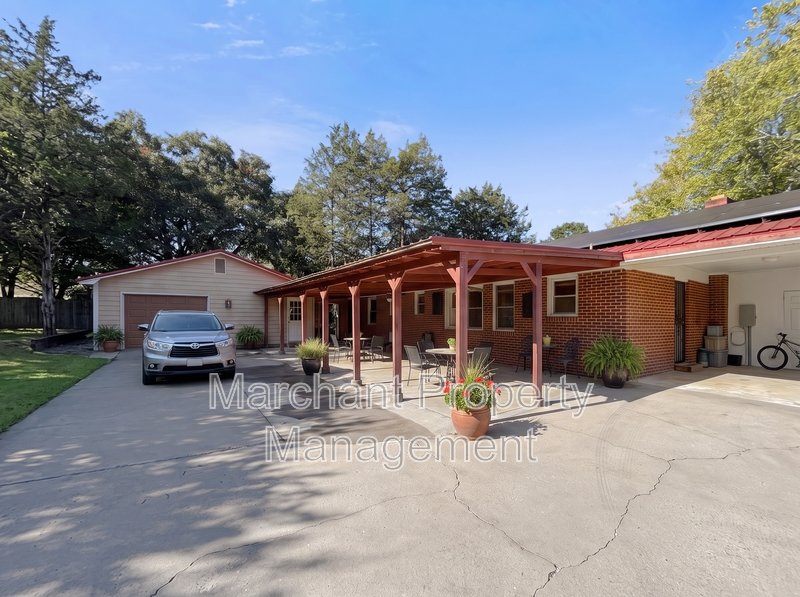 4804 Edwards Road property image