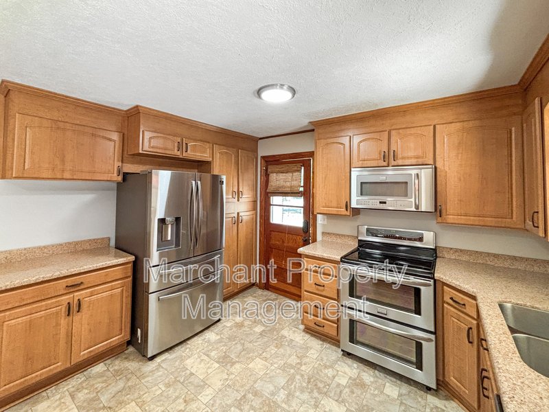 4804 Edwards Road property image