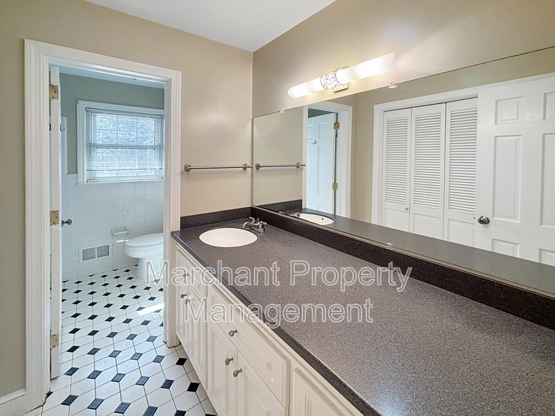 4 Yarmouth Court property image