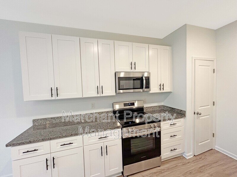 Nearly New Duplex Just Minutes from Downtown Greenville property image
