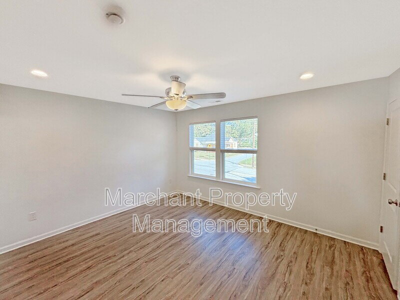Nearly New Duplex Just Minutes from Downtown Greenville property image