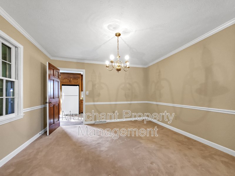 Great 3BR/2BA in Single Family Home! property image