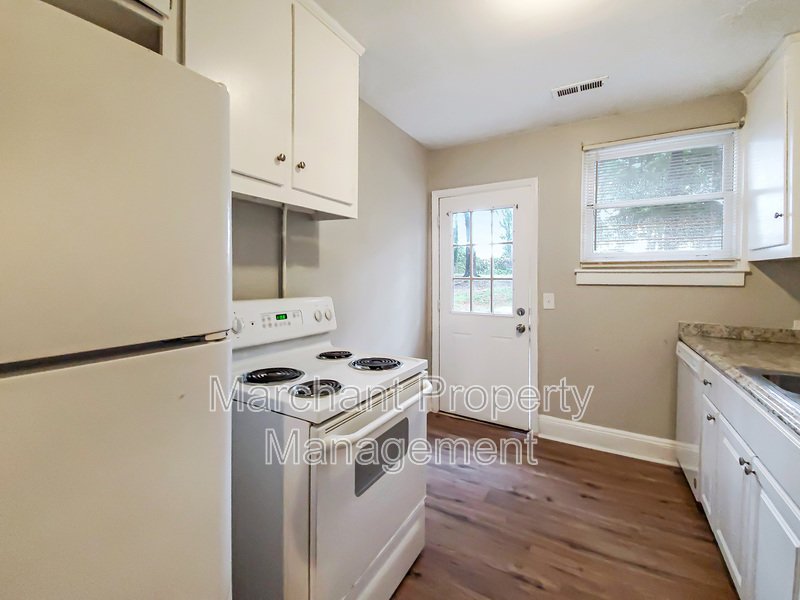 2BR + Office or Nursery, 1BA close to I-85 and Augusta Rd property image