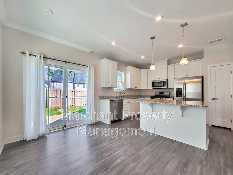 3BR, 2.5BA Townhome in the Simpsonville area property image