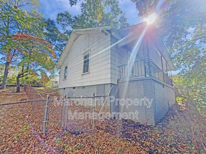 2BR, 1BA in Greenville's Art District property image