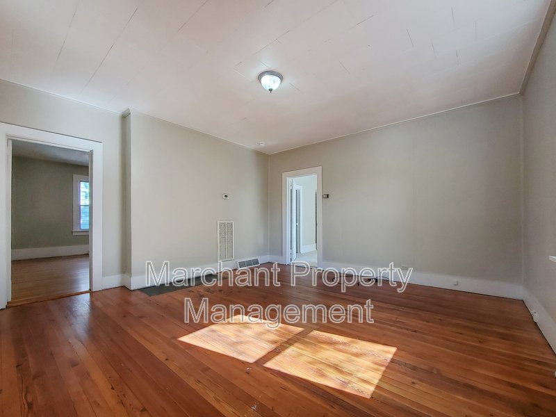 2BR, 1BA in Greenville's Art District property image