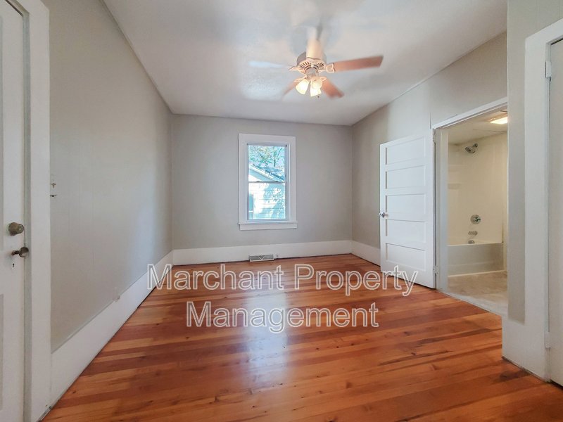 2BR, 1BA in Greenville's Art District property image