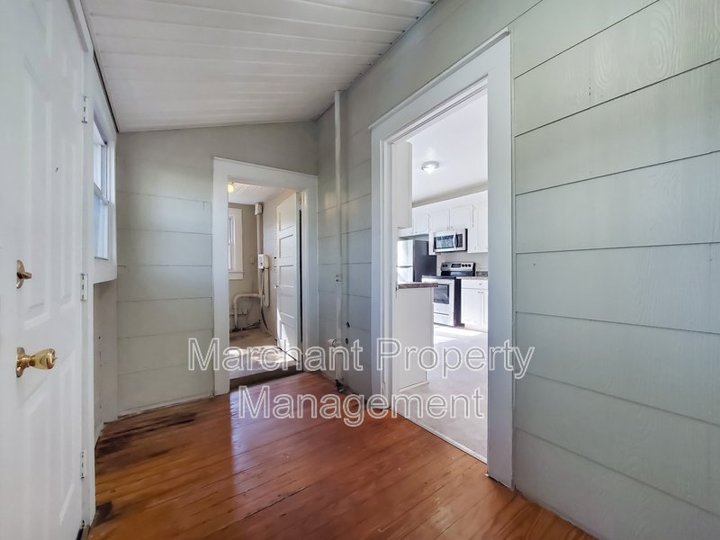 2BR, 1BA in Greenville's Art District property image