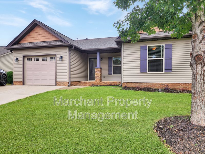 Spacious 3BR Ranch Home property image
