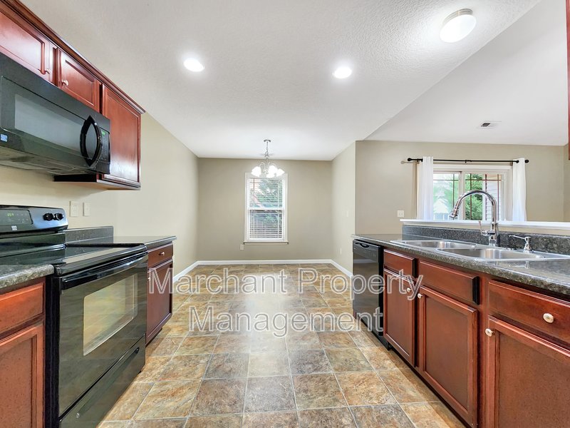 Spacious 3BR Ranch Home property image