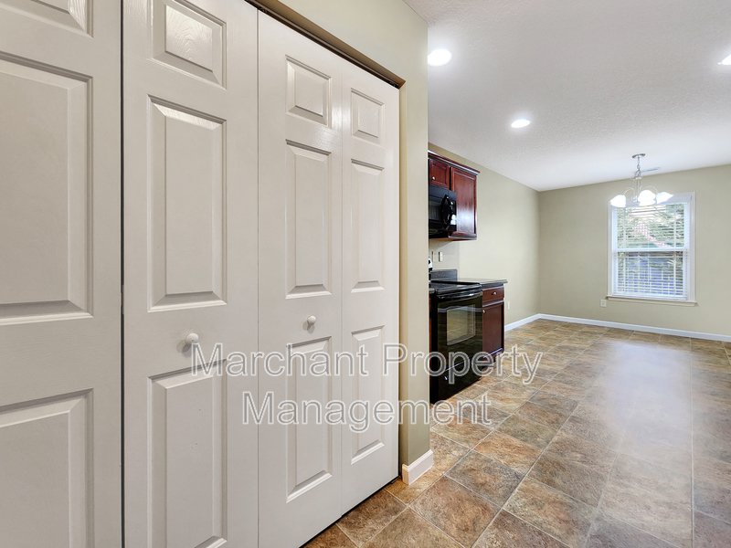 Spacious 3BR Ranch Home property image