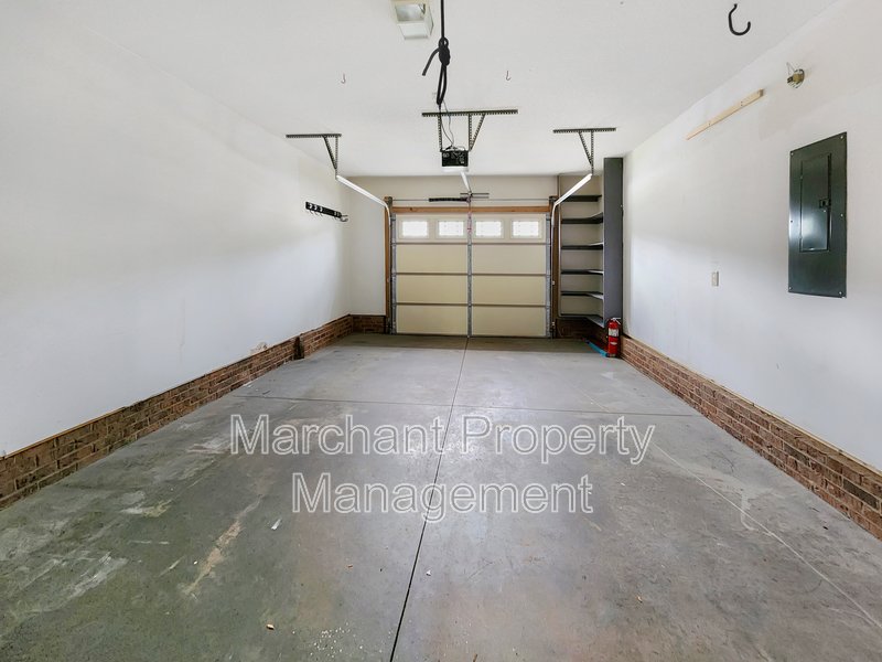 Spacious 3BR Ranch Home property image